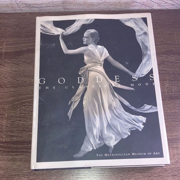 Goddess: The Classical Mode by Harold Koda - Picture 1 of 11